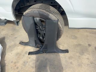 Vehicle Parts Image #3